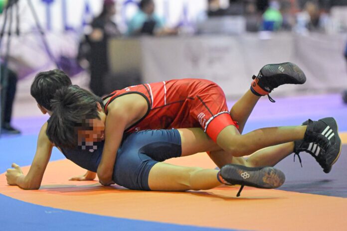 Luchas 12-06-25