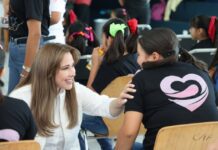 Festeja Ceci Arellano fiestas patrias en Casas de Asistencia del SEDIF