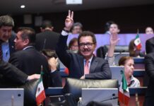Nacho Mier se niega a pedir salida de Inzunza pese a 23 mil firmas